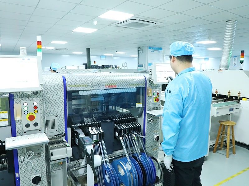SMT pick and place machine